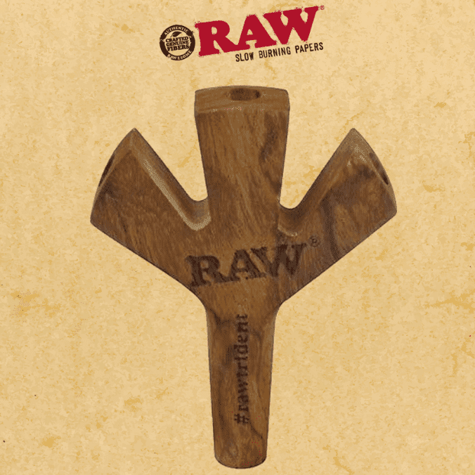 RAW TRIDENT WOODEN CIGARETTE HOLDER